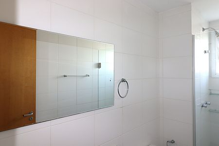Apartamento à venda com 66m², 2 quartos e 1 vagaBanheiro 