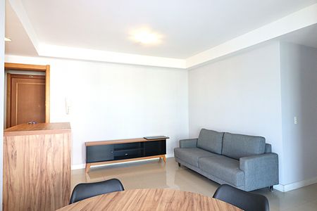 Sala de apartamento à venda com 2 quartos, 66m² em Passo D’areia, Porto Alegre