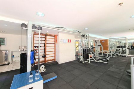 Apartamento para alugar com 65m², 3 quartos e 1 vaga Apartamento para alugar com 65m², 3 quartos e 1 vagaÁrea comum - Academia