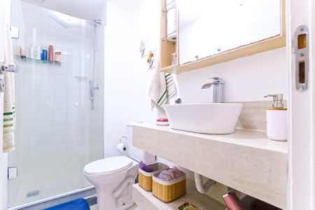 Apartamento para alugar com 65m², 3 quartos e 1 vaga Apartamento para alugar com 65m², 3 quartos e 1 vagaBanheiro Social