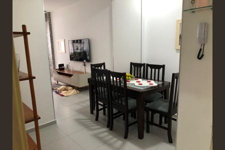 Apartamento para alugar com 80m², 2 quartos e 1 vagaSala