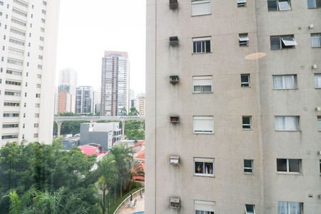 Apartamento à venda com 170m², 3 quartos e 3 vagasVaranda