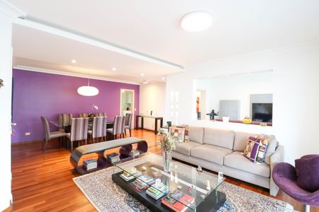 Apartamento à venda com 170m², 3 quartos e 3 vagasSala