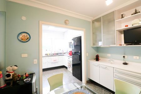 Apartamento à venda com 170m², 3 quartos e 3 vagasCopa