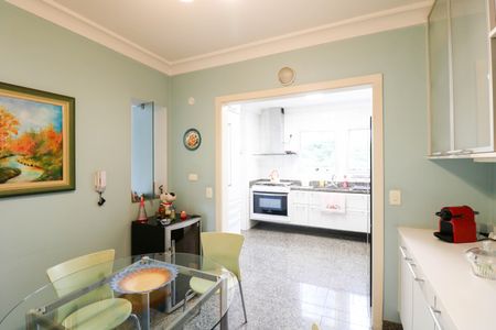 Apartamento à venda com 170m², 3 quartos e 3 vagasCopa