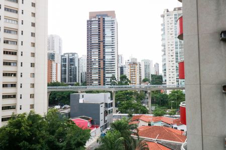 Apartamento à venda com 170m², 3 quartos e 3 vagasVaranda