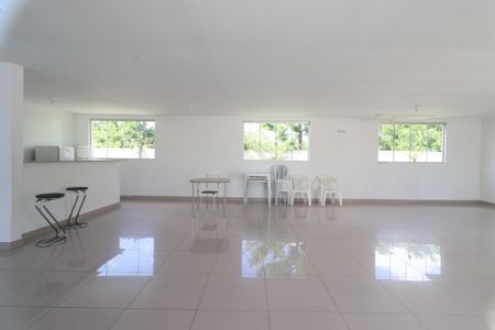 Apartamento para alugar com 39m², 2 quartos e 1 vagaÁrea comum - Salão de festas