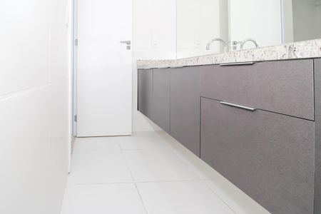 Apartamento para alugar com 42m², 1 quarto e 1 vaga Apartamento para alugar com 42m², 1 quarto e 1 vagaBanheiro