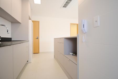 Apartamento para alugar com 81m², 2 quartos e 2 vagasCozinha