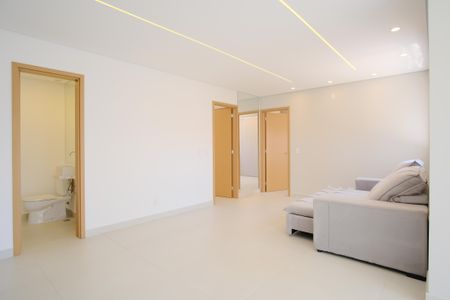 Sala de apartamento para alugar com 2 quartos, 81m² em Cidade Mãe do Céu, São Paulo