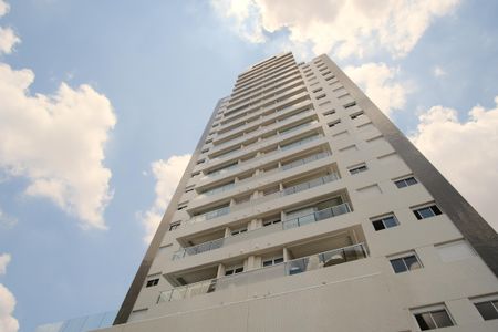 Apartamento para alugar com 81m², 2 quartos e 2 vagasFachada
