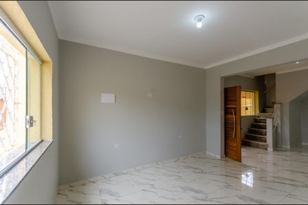 Casa para alugar com 250m², 3 quartos e 1 vagaSala