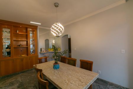 Apartamento à venda com 122m², 4 quartos e 2 vagas