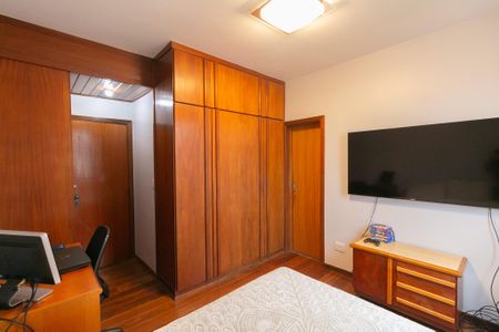 Apartamento à venda com 122m², 4 quartos e 2 vagas