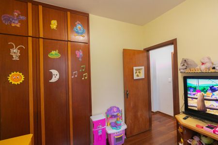 Apartamento à venda com 122m², 4 quartos e 2 vagas