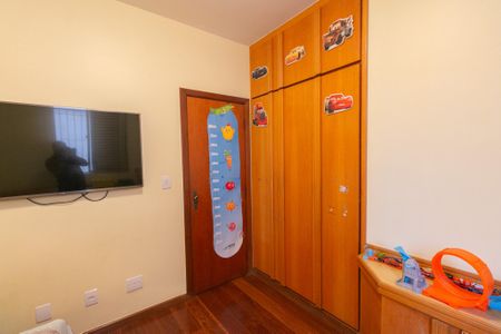 Apartamento à venda com 122m², 4 quartos e 2 vagas