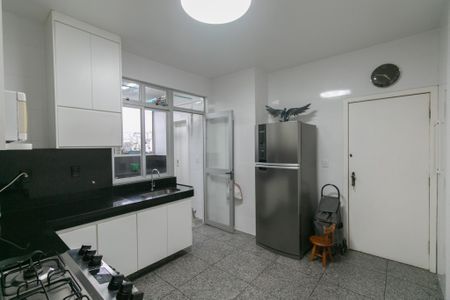 Apartamento à venda com 122m², 4 quartos e 2 vagas