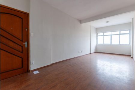 Apartamento à venda com 83m², 2 quartos e 1 vagaFoto 01