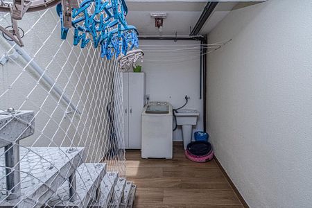 Casa de condomínio à venda com 110m², 2 quartos e 2 vagasárea de serviço e acesso ao piso superior_1