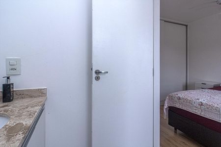 Casa de condomínio à venda com 110m², 2 quartos e 2 vagasbanheiro na suíte 2_4