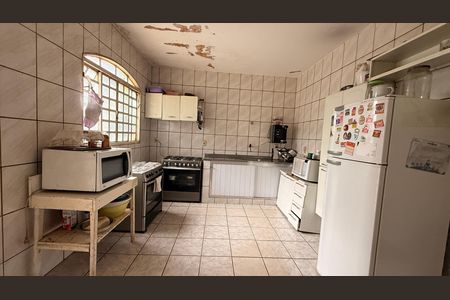 COZINHA de casa à venda com 5 quartos, 292m² em Qnp 34, Brasília
