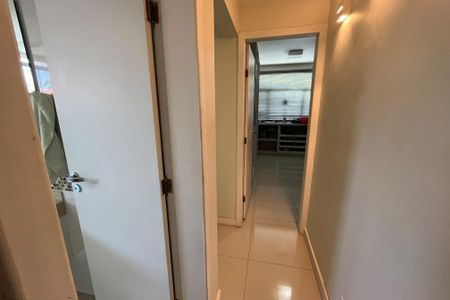 Casa à venda com 340m², 4 quartos e 4 vagasCorredor