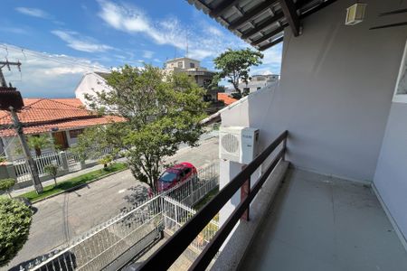 Casa à venda com 340m², 4 quartos e 4 vagasVaranda