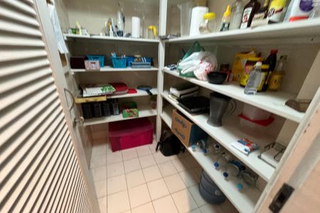 Casa à venda com 340m², 4 quartos e 4 vagasArmario