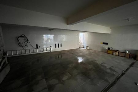 Casa à venda com 340m², 4 quartos e 4 vagasGaragem
