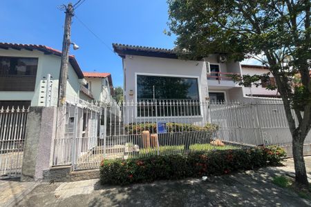 Casa à venda com 340m², 4 quartos e 4 vagasFachada