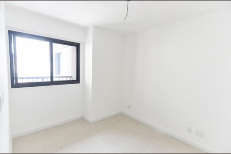 Apartamento à venda com 63m², 2 quartos e 1 vaga Apartamento à venda com 63m², 2 quartos e 1 vagaSuíte