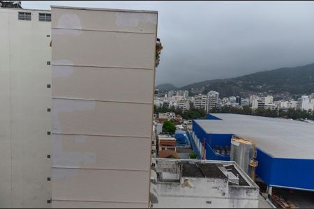 Apartamento à venda com 63m², 2 quartos e 1 vaga Apartamento à venda com 63m², 2 quartos e 1 vagaSala