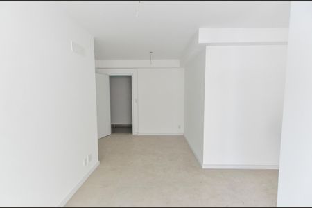 Apartamento à venda com 63m², 2 quartos e 1 vaga Apartamento à venda com 63m², 2 quartos e 1 vagaSala