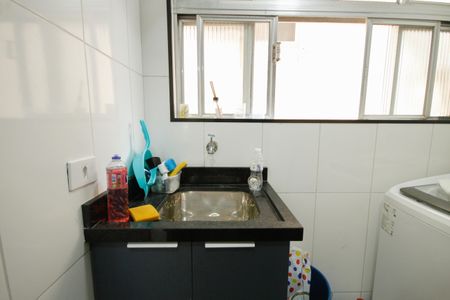 Apartamento para alugar com 55m², 2 quartos e 1 vagaÁrea de Serviço