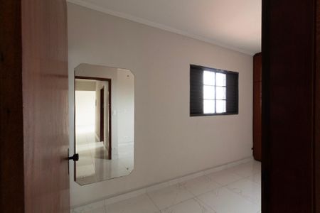 Apartamento para alugar com 83m², 3 quartos e 2 vagas Apartamento para alugar com 83m², 3 quartos e 2 vagasSuíte