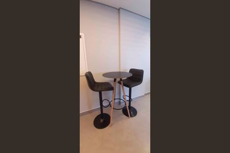 Apartamento à venda com 37m², 2 quartos e 1 vagaÁrea comum