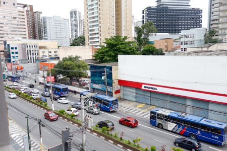 Apartamento para alugar com 37m², 2 quartos e 1 vaga Apartamento para alugar com 37m², 2 quartos e 1 vagaVista da Sacada