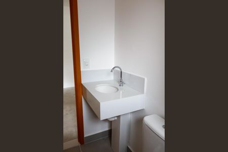 Apartamento para alugar com 37m², 2 quartos e 1 vaga Apartamento para alugar com 37m², 2 quartos e 1 vagaBanheiro