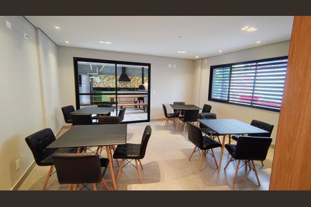 Apartamento para alugar com 37m², 2 quartos e 1 vaga Apartamento para alugar com 37m², 2 quartos e 1 vagaÁrea comum - Salão de festas