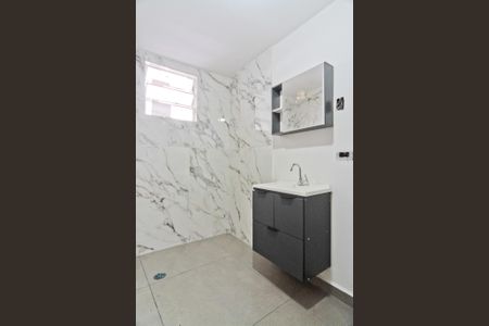 Casa à venda com 150m², 3 quartos e 2 vagas Casa à venda com 150m², 3 quartos e 2 vagasBanheiro