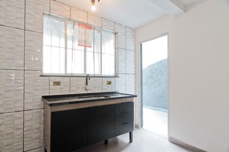 Casa à venda com 150m², 3 quartos e 2 vagas Casa à venda com 150m², 3 quartos e 2 vagasCozinha