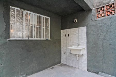 Casa à venda com 150m², 3 quartos e 2 vagas Casa à venda com 150m², 3 quartos e 2 vagasÁrea de Serviço