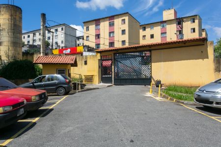 Apartamento para alugar com 42m², 2 quartos e 1 vaga Apartamento para alugar com 42m², 2 quartos e 1 vagaEntrada do Condomínio