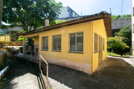 Apartamento para alugar com 42m², 2 quartos e 1 vaga Apartamento para alugar com 42m², 2 quartos e 1 vagaÁrea comum - Salão de Festas