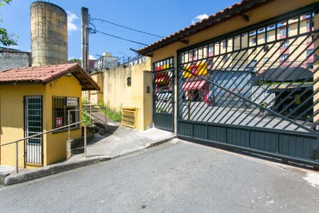 Apartamento para alugar com 42m², 2 quartos e 1 vaga Apartamento para alugar com 42m², 2 quartos e 1 vagaEntrada do Condomínio