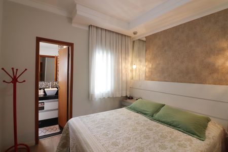 Apartamento à venda com 170m², 3 quartos e 2 vagasQuarto 1 - Suíte