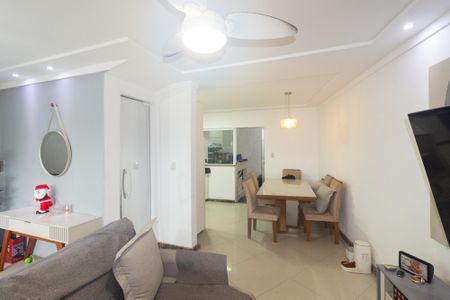 Casa para alugar com 104m², 2 quartos e 1 vaga Casa para alugar com 104m², 2 quartos e 1 vagaSala