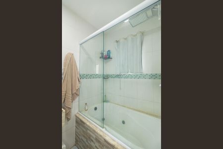 Casa para alugar com 104m², 2 quartos e 1 vaga Casa para alugar com 104m², 2 quartos e 1 vagaBanheiro da Suíte 1