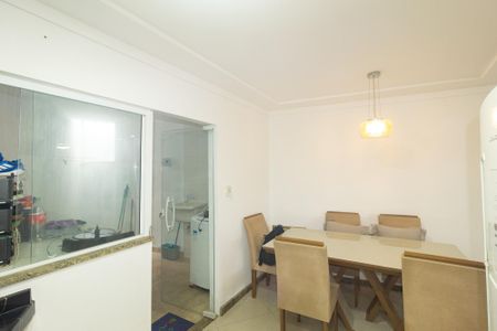 Casa para alugar com 104m², 2 quartos e 1 vaga Casa para alugar com 104m², 2 quartos e 1 vagaCozinha