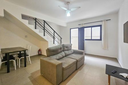 Sala de casa para alugar com 2 quartos, 70m² em Balneario Praia do Perequê, Guarujá